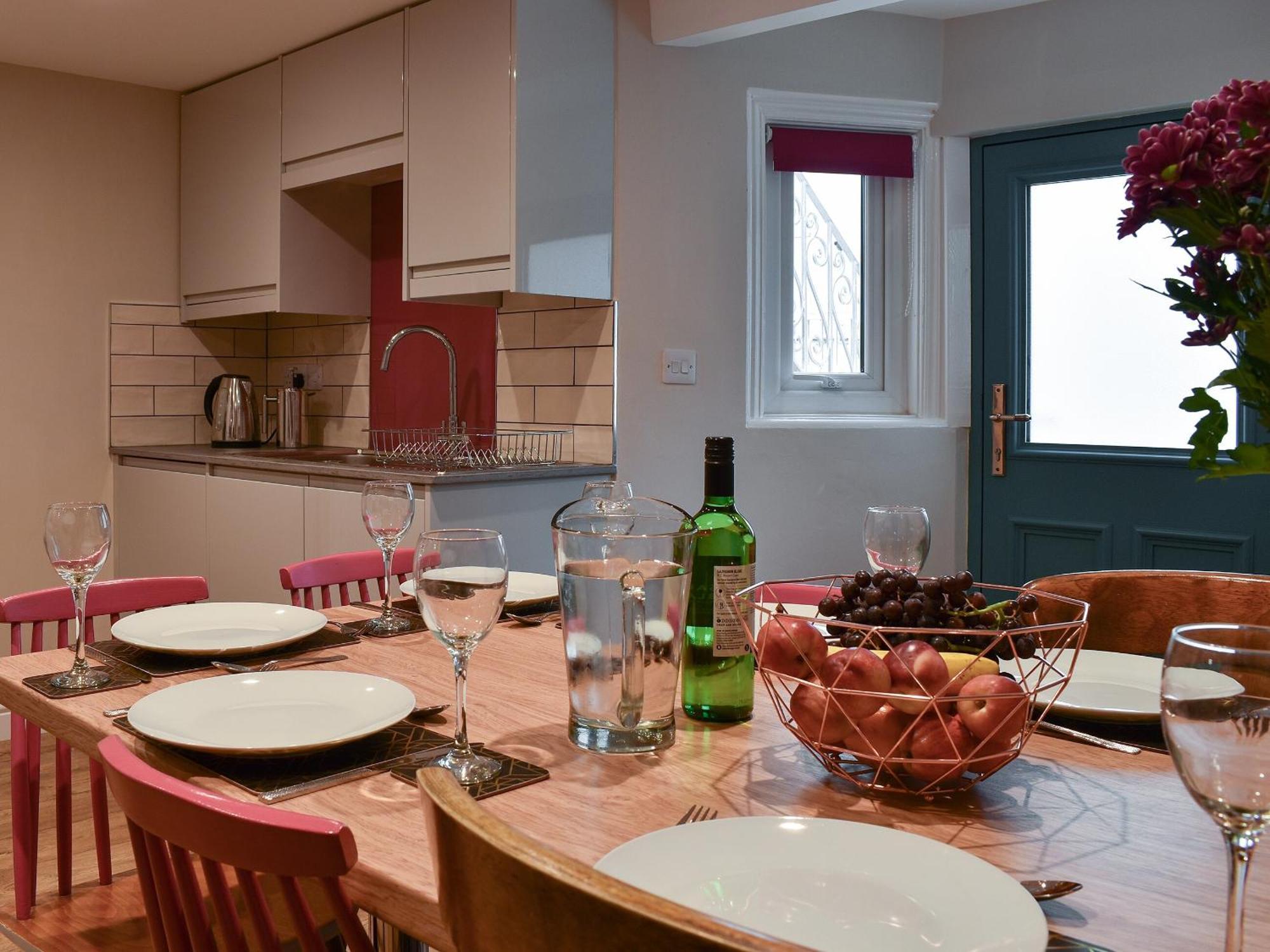 Osborne Cottage Уитби Экстерьер фото